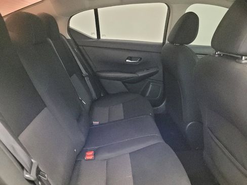 Used 2022 Nissan Sentra SV w/ Lighting Package image 19