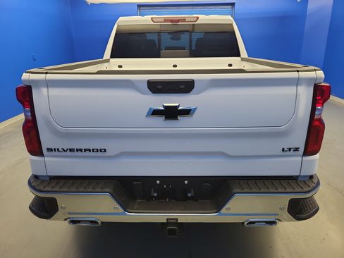 New 2025 Chevrolet Silverado 1500 LTZ w/ Technology Package AWD/4WD image 6