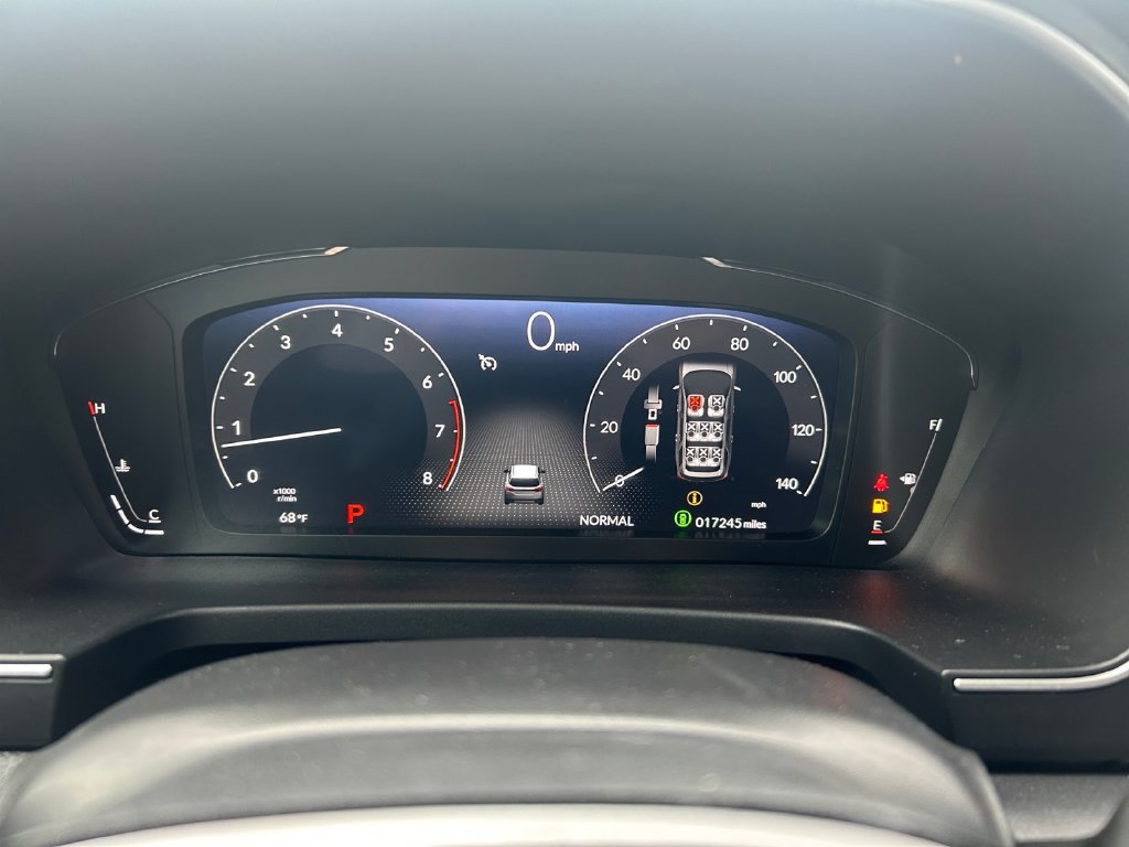 Used 2025 Honda Pilot Elite image 27