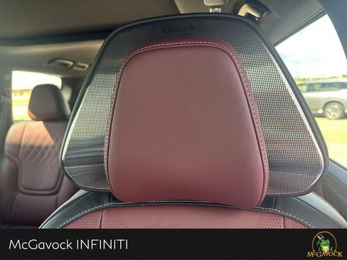 New 2026 INFINITI QX80 Autograph image 28