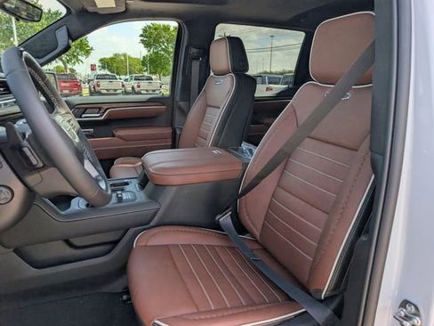 New 2026 GMC Sierra 1500 Denali Ultimate AWD/4WD image 18