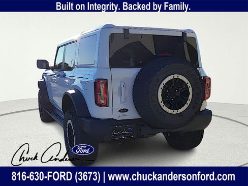 New 2025 Ford Bronco Outer Banks w/ Sasquatch Package image 5