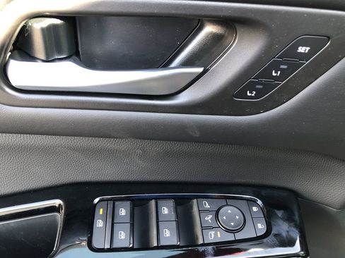 New 2026 Nissan Pathfinder Platinum image 22