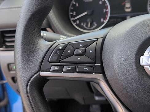 Used 2025 Nissan Sentra SV FWD image 20