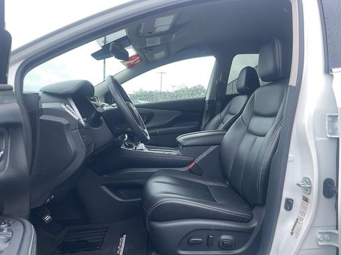 Used 2024 Nissan Murano SV w/ SV Midnight Edition Package AWD/4WD image 6