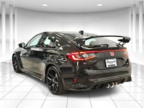 Used 2025 Honda Civic Type R image 3
