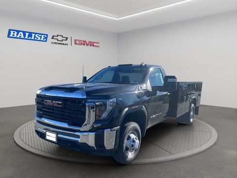 New 2025 GMC Sierra 3500 Pro w/ Convenience Package image 2