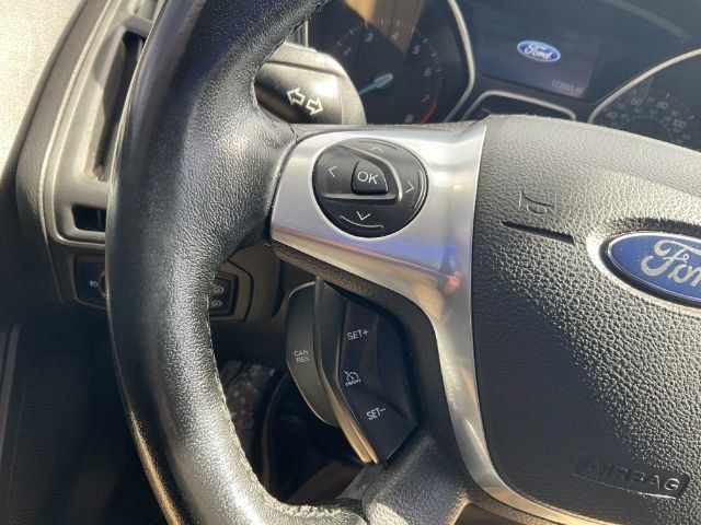 Used 2012 Ford Focus SEL FWD image 22