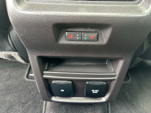 Used 2018 Ford Edge Titanium w/ Equipment Group 301A image 32