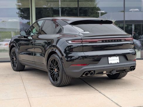 New 2026 Porsche Cayenne Coupe AWD/4WD image 3