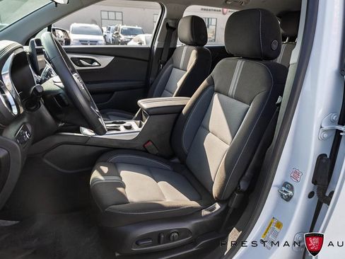 Used 2025 Chevrolet Blazer LT image 19