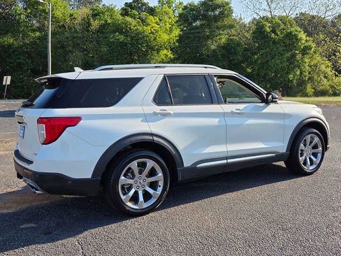 Used 2020 Ford Explorer Platinum w/ Premium Technology Package AWD/4WD image 14