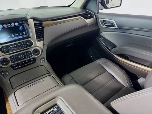 Used 2020 GMC Yukon Denali w/ Denali Ultimate Package AWD/4WD image 25