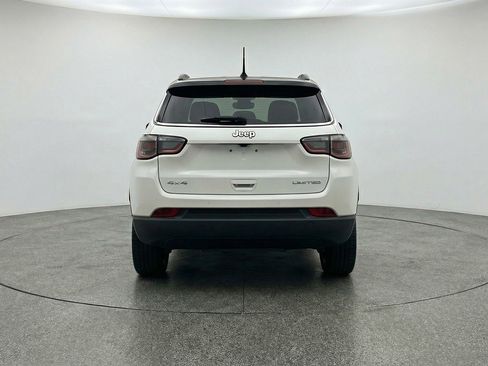 Used 2025 Jeep Compass Limited AWD/4WD image 7