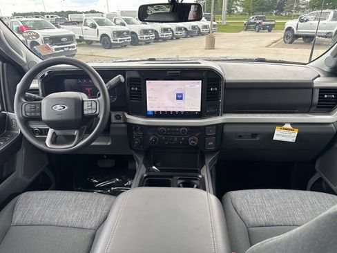 New 2026 Ford F250 XLT w/ XLT Premium Package image 21