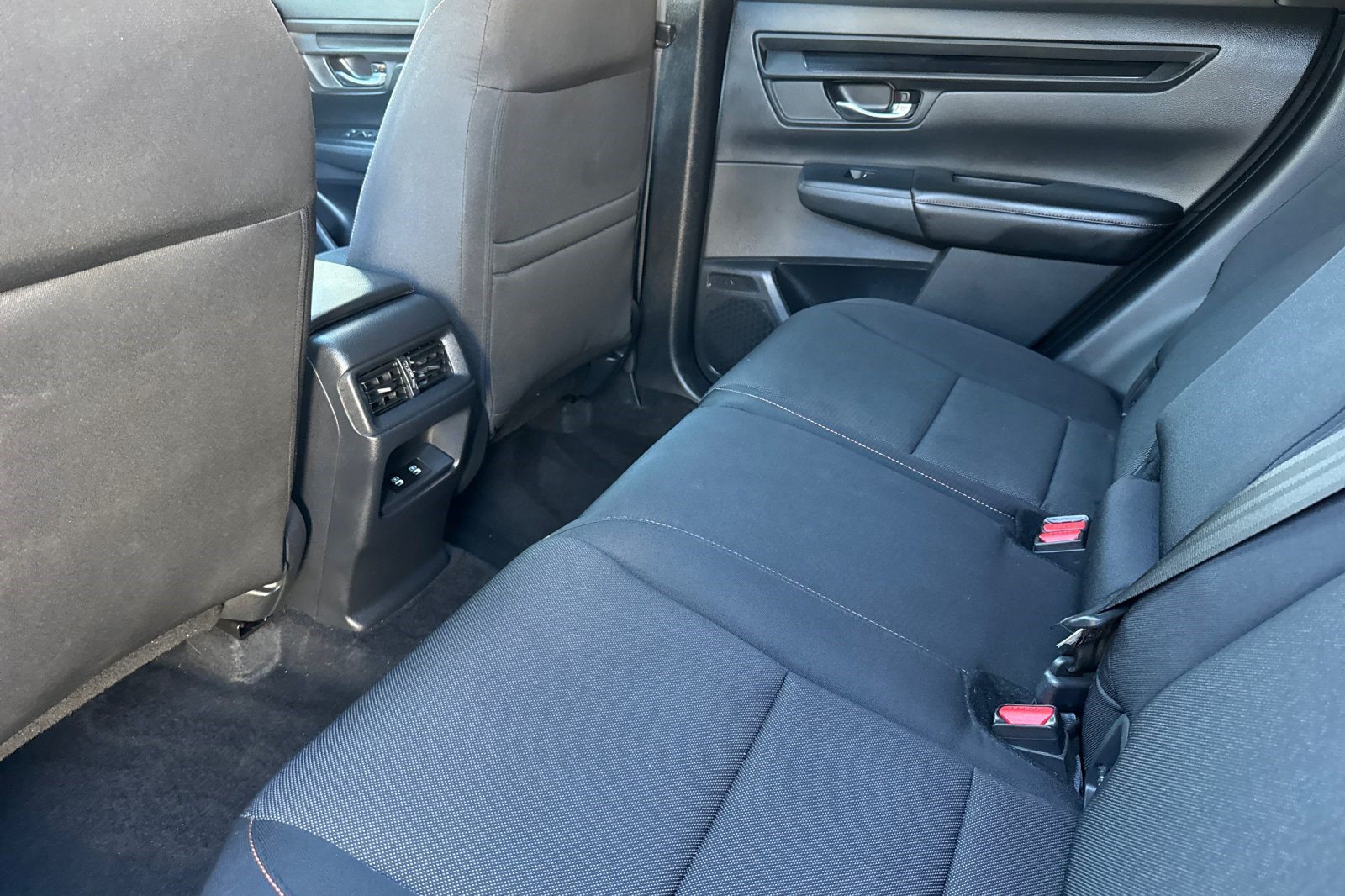 Used 2025 Honda CR-V Sport image 26
