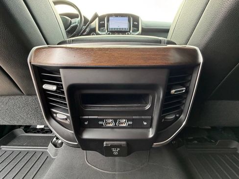 Used 2022 RAM 2500 Laramie AWD/4WD image 8