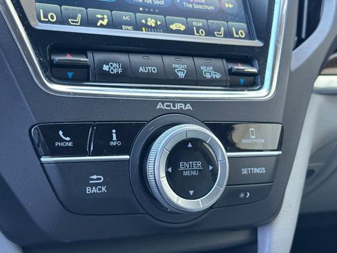 Used 2020 Acura MDX SH-AWD image 19