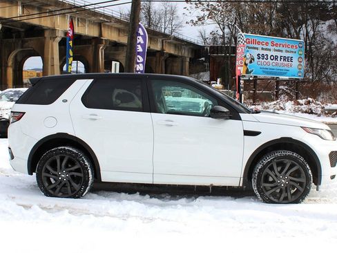 Used 2018 Land Rover Discovery Sport HSE image 10
