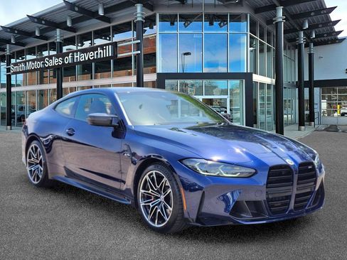 Used 2022 BMW M4 Coupe w/ M Carbon Exterior Package RWD image 7