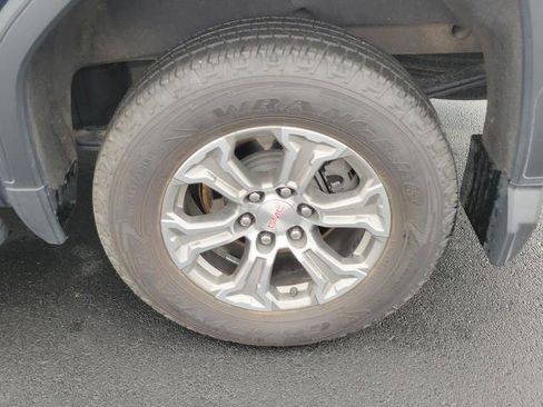 Certified 2022 GMC Sierra 1500 SLT w/ SLT Convenience Package image 5