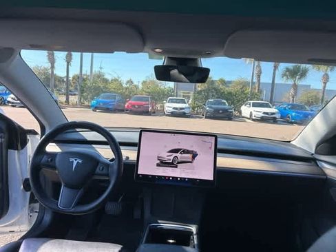 Used 2022 Tesla Model 3 Long Range image 11
