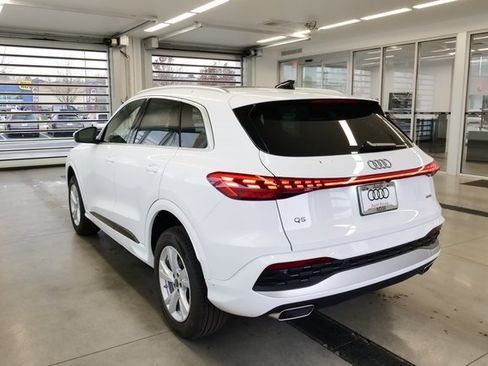 New 2025 Audi Q5 Premium image 4