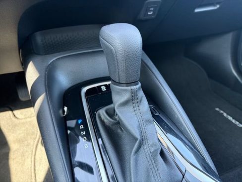 Used 2023 Toyota Corolla LE w/ Carpet Mat Package (TMS) FWD image 22