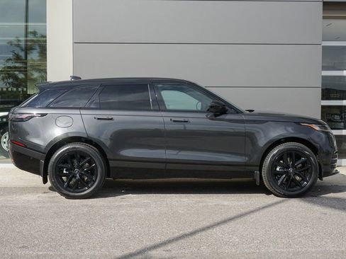 Used 2025 Land Rover Range Rover Velar Dynamic SE image 7