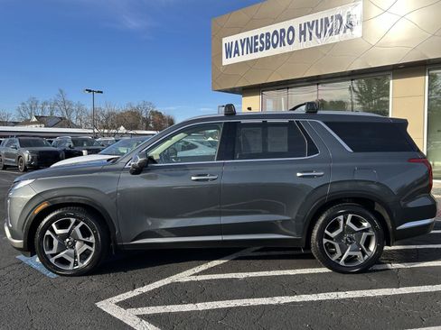 Used 2023 Hyundai Palisade Limited AWD/4WD image 3