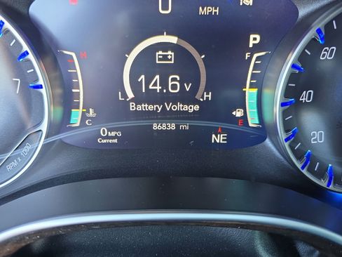 Used 2023 Chrysler Pacifica Limited image 29