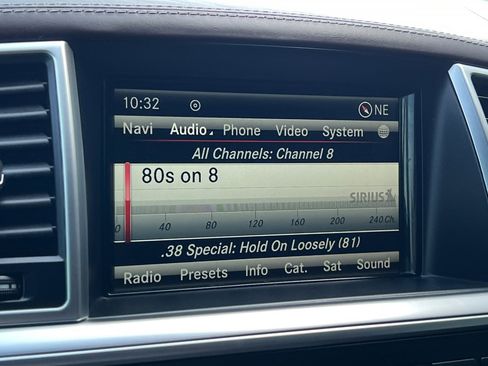 Used 2016 Mercedes-Benz GL 63 AMG 4MATIC image 18