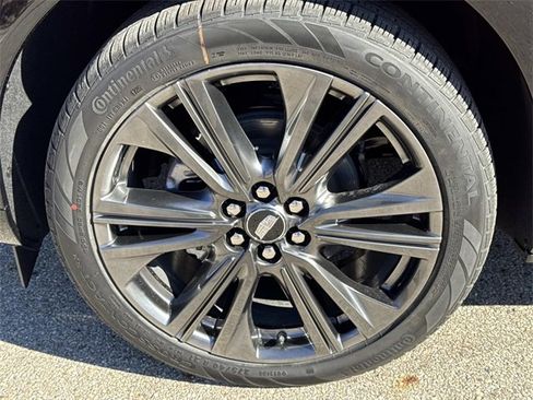 New 2026 Cadillac Optiq Sport 2 image 9