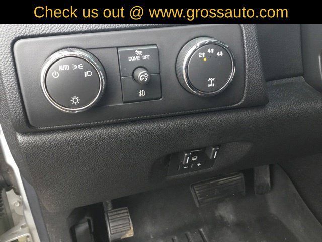 Used 2011 Chevrolet Silverado 2500 LTZ w/ Snow Plow Prep Package AWD/4WD image 15