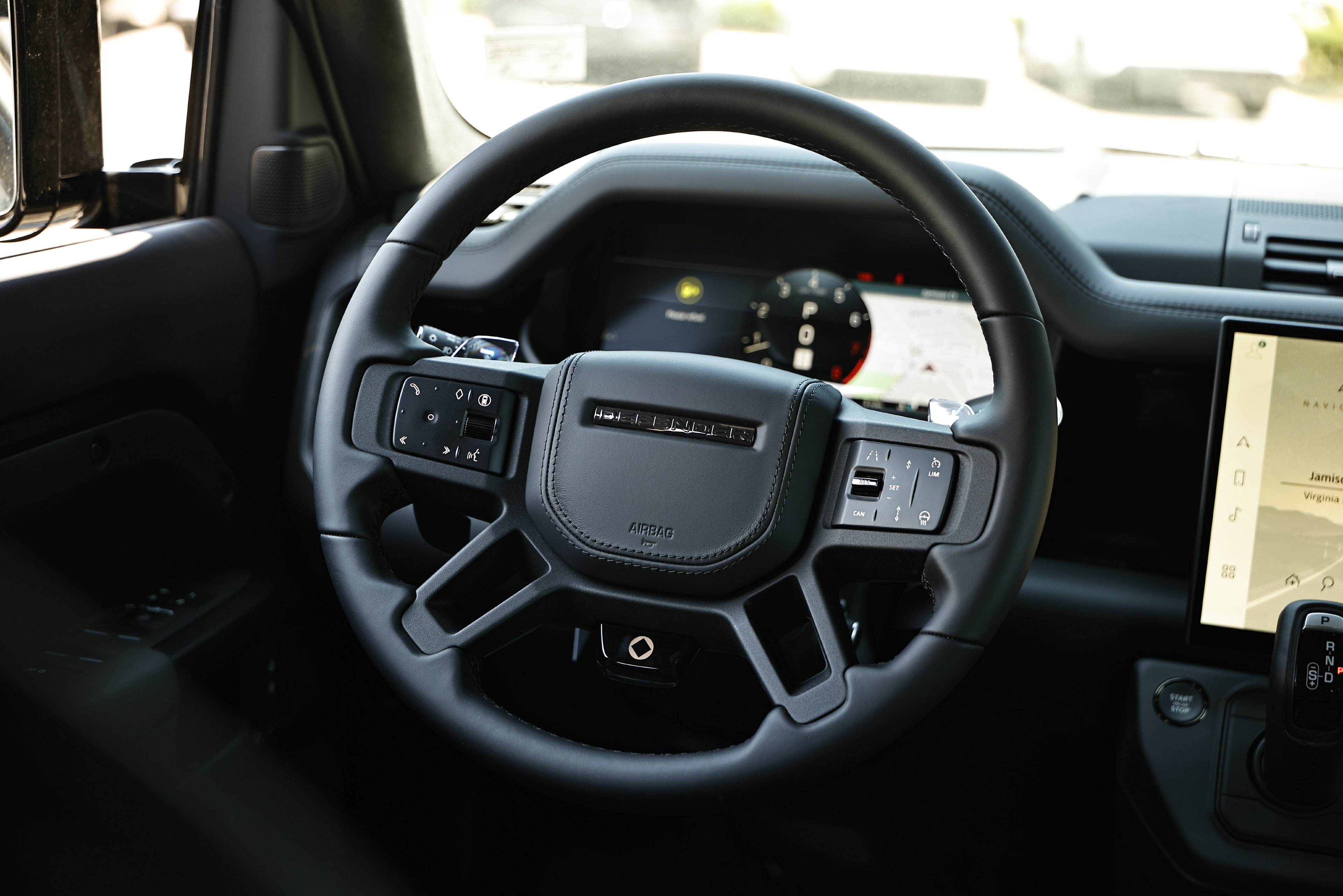 New 2026 Land Rover Defender 110 OCTA AWD/4WD image 37