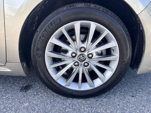 Used 2017 Toyota Avalon Limited w/ All Weather Liner Package FWD image 46