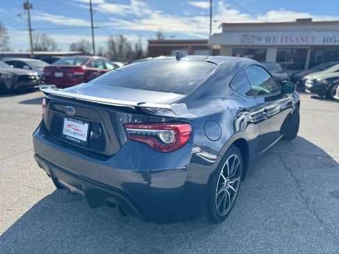 Used 2018 Subaru BRZ Limited w/ Popular Package #3 image 3
