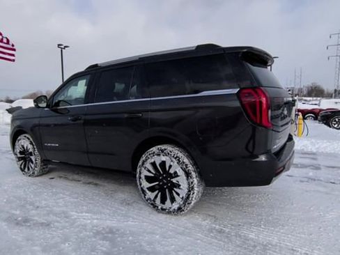 Used 2026 Ford Expedition Platinum w/ Driver's Package image 6