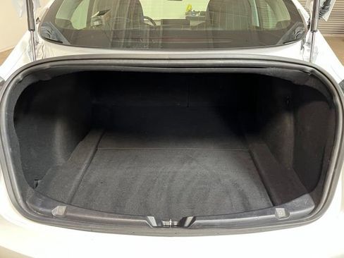 Used 2019 Tesla Model 3 RWD image 14