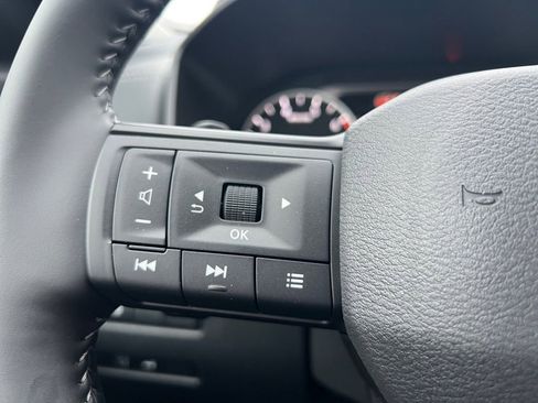 New 2026 Nissan Rogue SV image 10