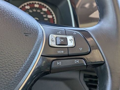 Used 2019 Volkswagen Jetta SE w/ Cold Weather Package FWD image 27