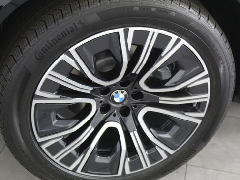 Used 2025 BMW X3 xDrive30i w/ Premium Package image 21