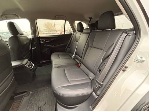 Used 2023 Subaru Outback Limited w/ Popular Package #2 image 39