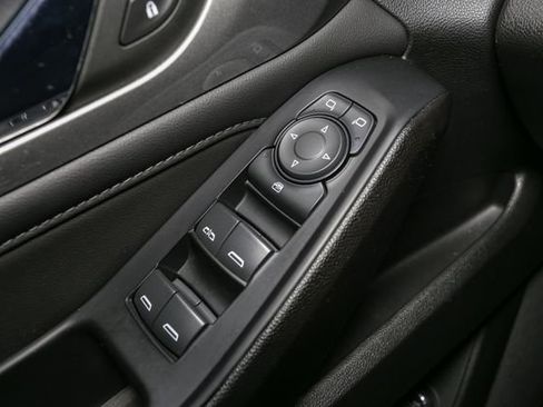Used 2023 Chevrolet Traverse LT w/ Midnight/Sport Edition AWD/4WD image 37