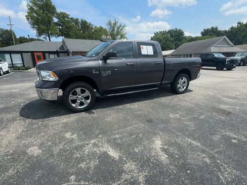 Used 2019 RAM 1500 Big Horn AWD/4WD image 4