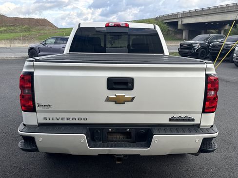 Used 2014 Chevrolet Silverado 1500 High Country w/ High Country Premium Package image 4