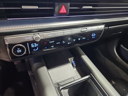 Used 2024 Hyundai Ioniq 6 SEL AWD/4WD image 16