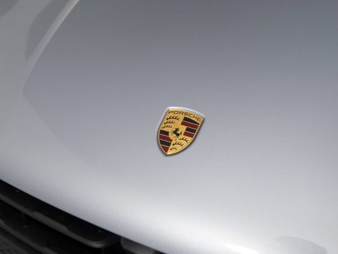 New 2026 Porsche Macan AWD/4WD image 39