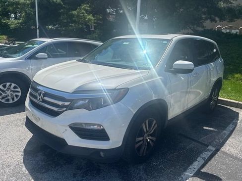 Used 2016 Honda Pilot EX-L image 2