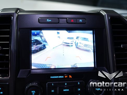 Used 2019 Ford F150 XLT w/ Equipment Group 302A Luxury AWD/4WD image 39